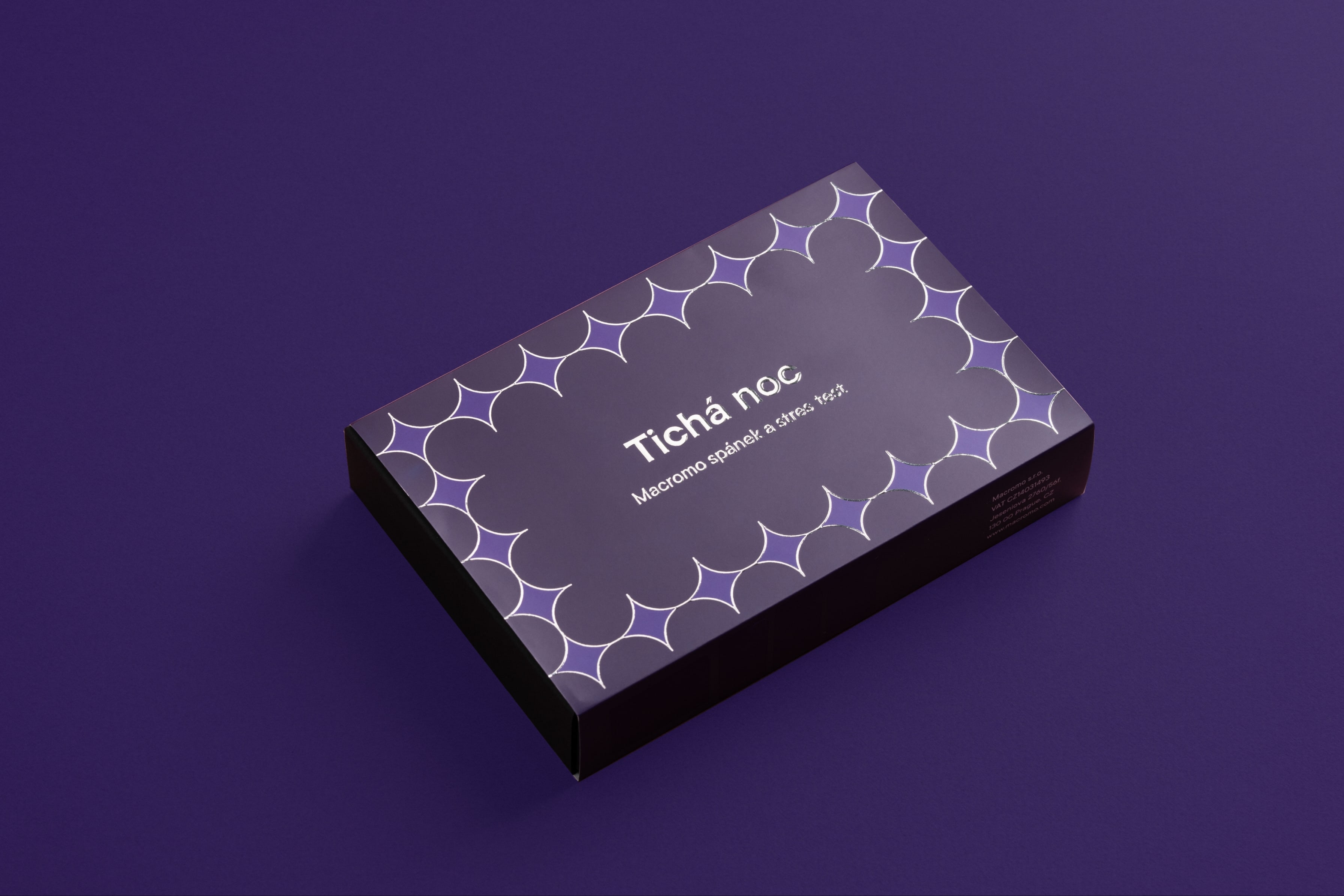 Macromo holiday test kit packaging